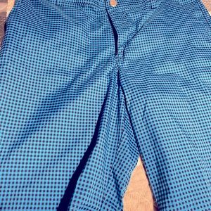 Under Armour golf  shorts. Excellent condition